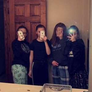 Meet your Posher, Marissa